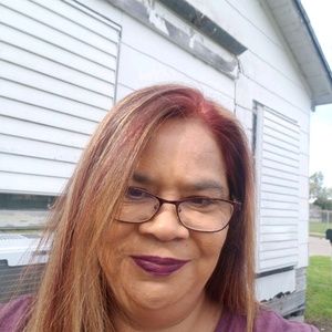 Meet your Posher, Yolanda